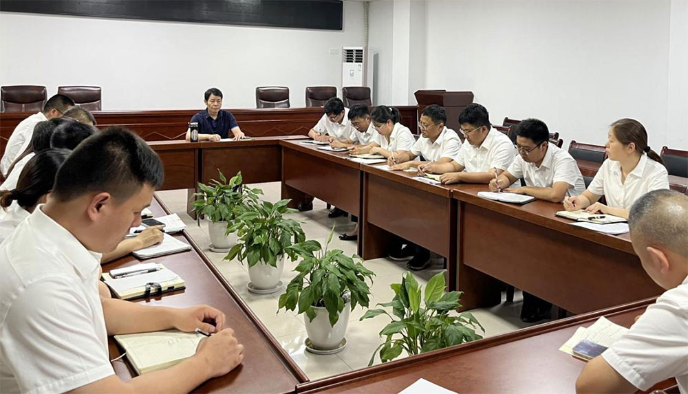 城建投公司召開全體員工大會暨安全生產(chǎn)、保密工作會議?